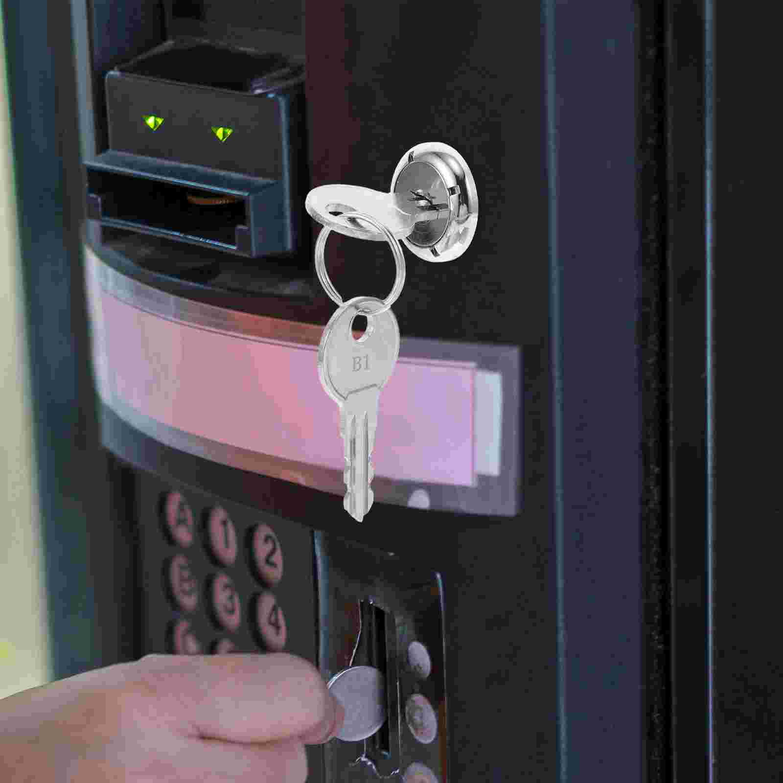 1 Set Universal Vending Machin - огляд і ціна Universal Furniture Hardware
